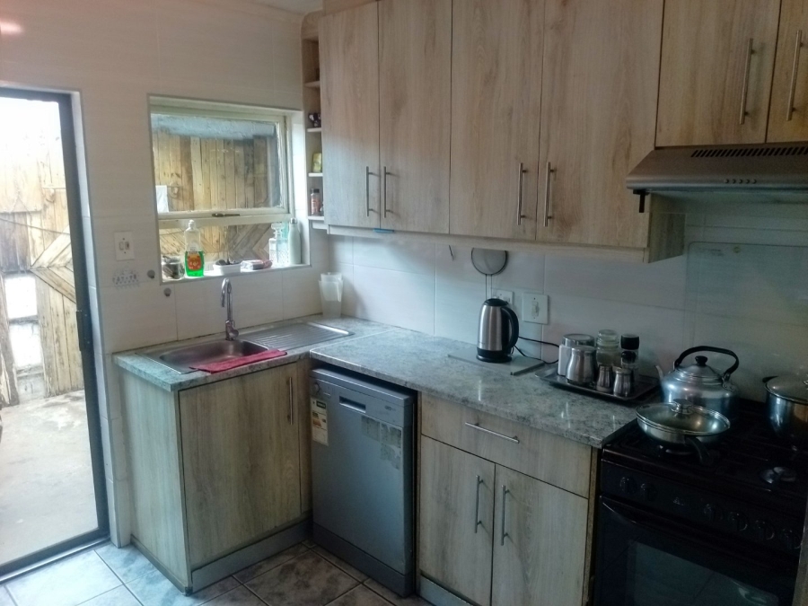 3 Bedroom Property for Sale in Groenheuwel Western Cape